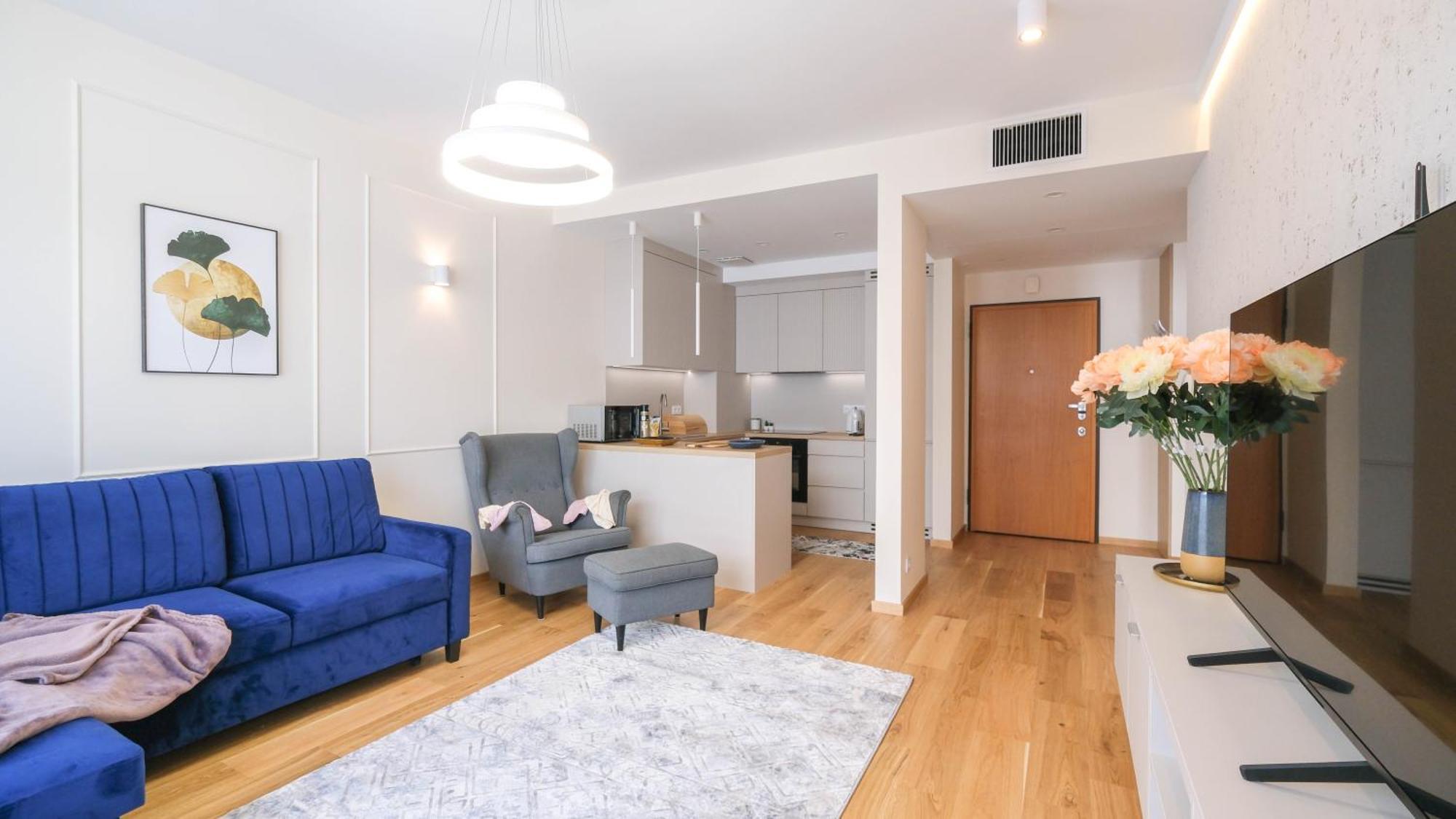 One-Bedroom Apartment