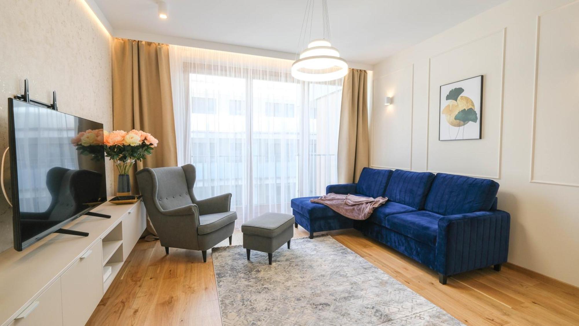 One-Bedroom Apartment
