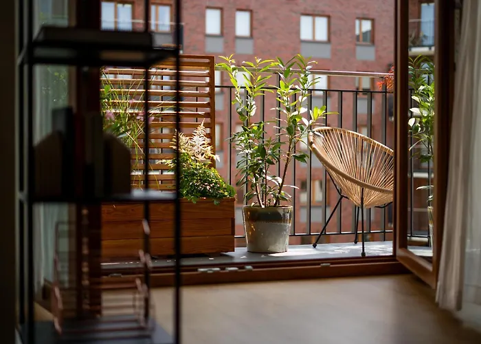 Bright And Cosy Flat Near The River